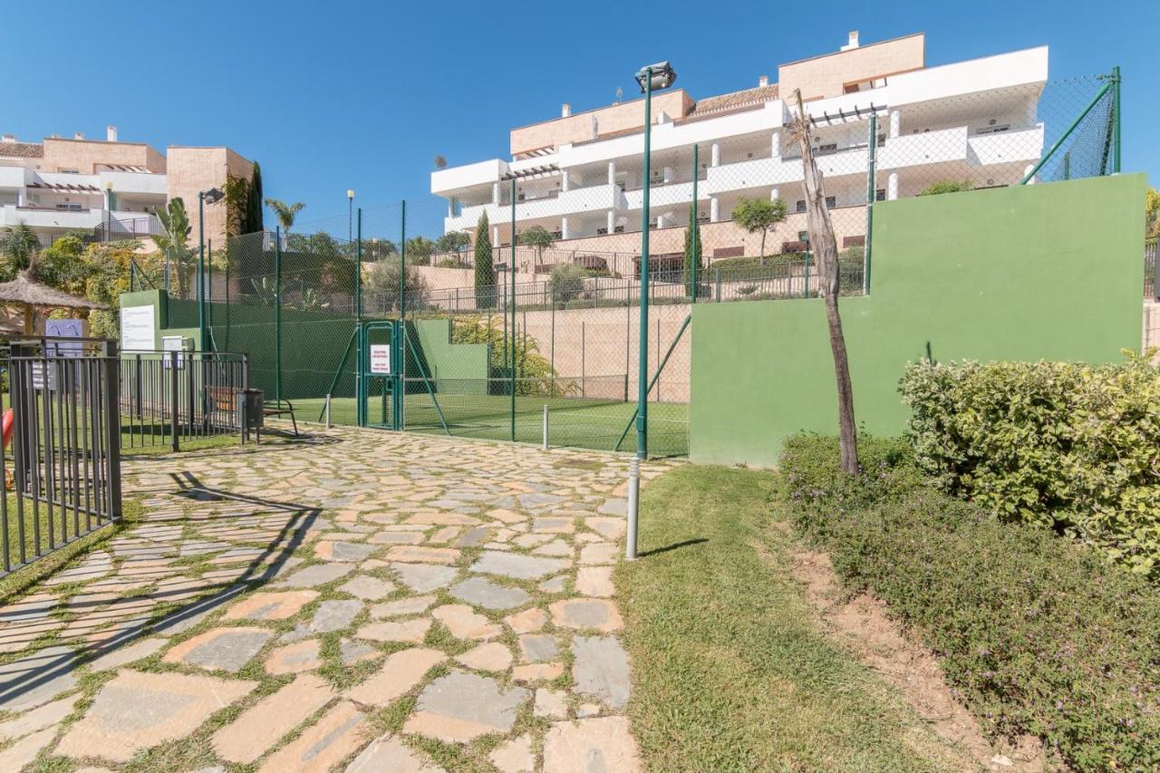 Apartment 2167-superb 2 Bedrooms In Luxury Complex With Pool