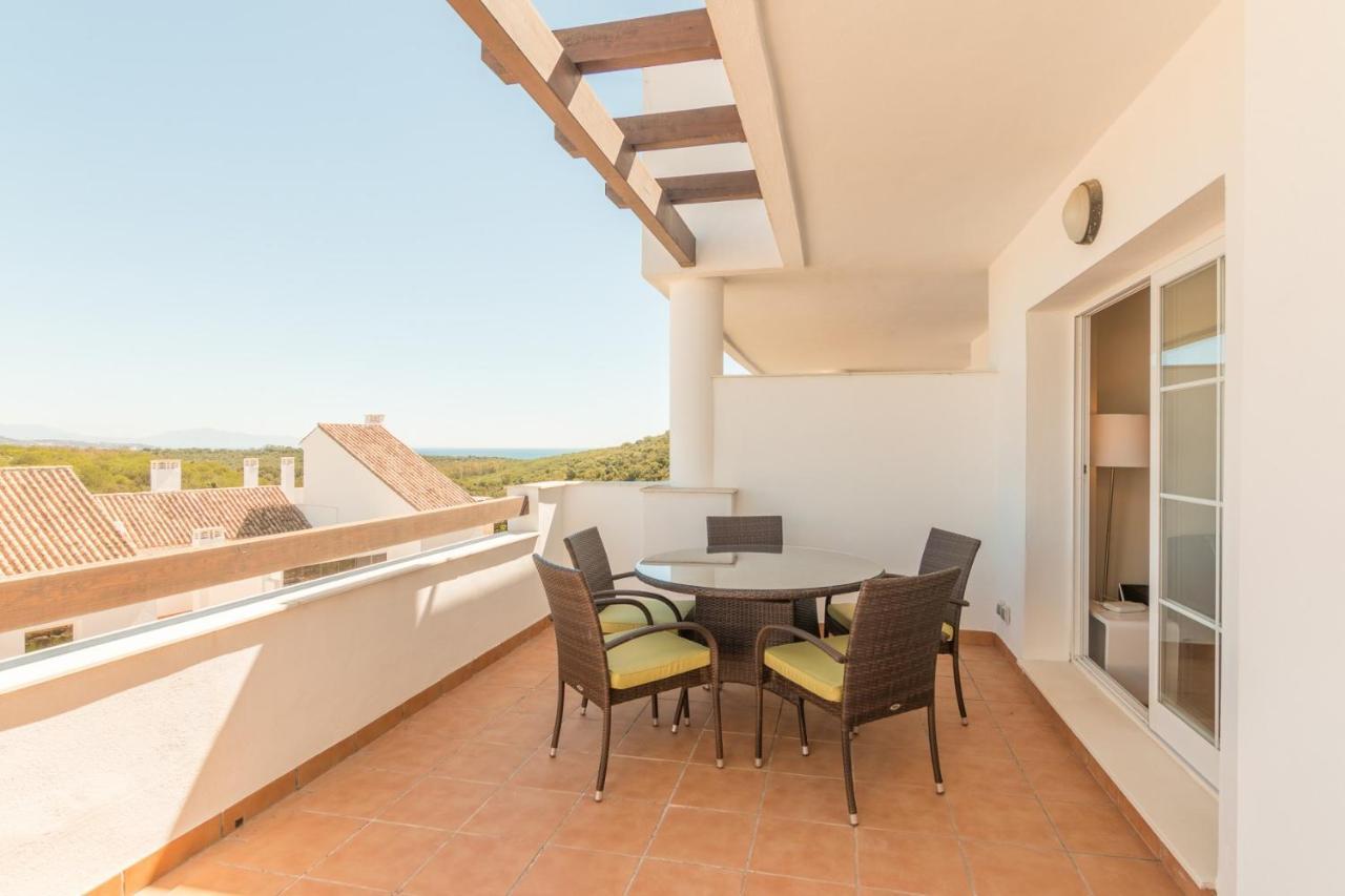 Apartment 2167-superb 2 Bedrooms In Luxury Complex With Pool